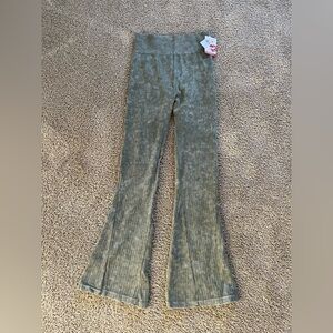 Women’s Plus Flare Leggings